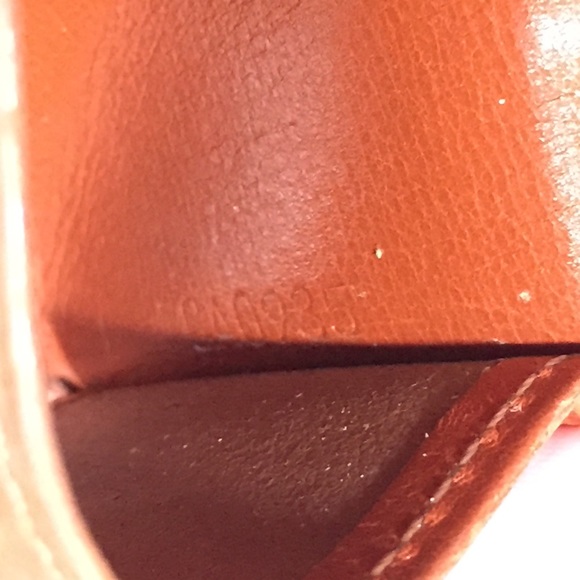 Louis Vuitton sienna epi leather key wallet - Picture 8 of 9